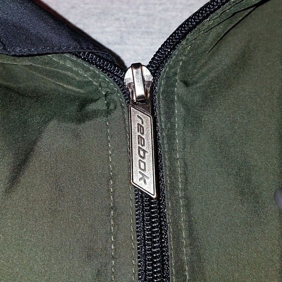 Reebok Windbreaker Mens LG Hooded Green - Picture 2 of 8